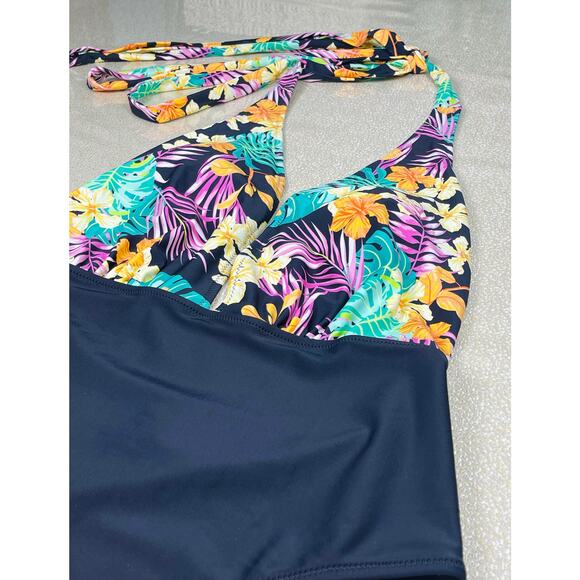 NWT Cupshe Valeria Criss Cross Tropical One Piece Swimsuit Women’s 2XL - Picture 11 of 11